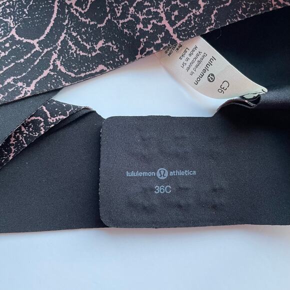 Lululemon Like Nothing Bra Lacescape Spanish Rose Black Wireless Size 36C NEW - Picture 5 of 6
